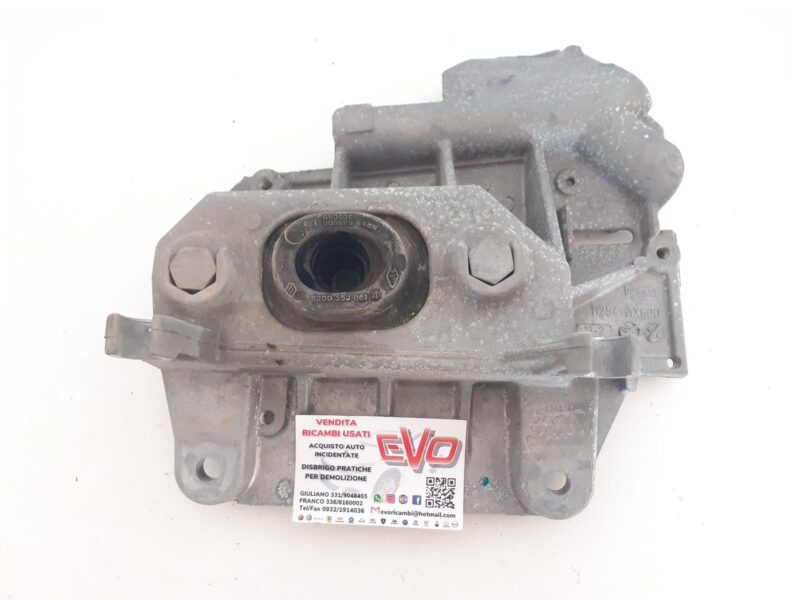 supporto motore renault clio III 1.2b 75 cv